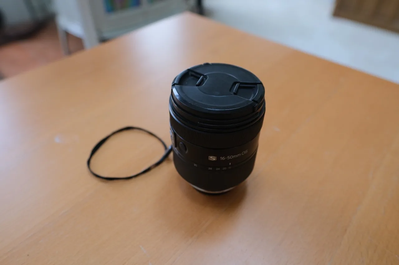 Samsung 16-50mm F/2-2.8 S ED OIS
