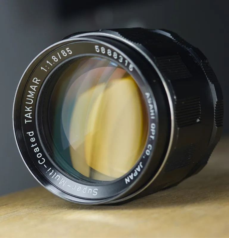 Super-Multi-Coated Takumar 85mm F/1.8