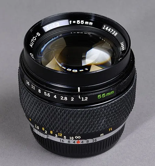Olympus OM-System Zuiko Auto-S 55mm F/1.2