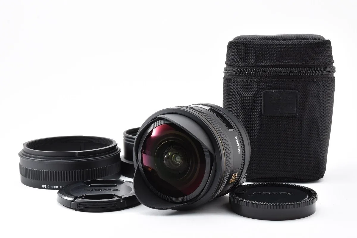 Sigma 10mm F/2.8 EX DC HSM Fisheye