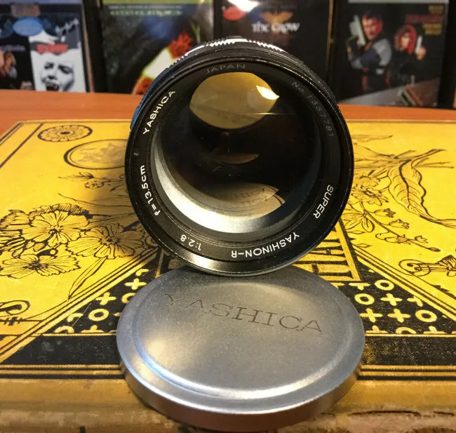 Yashica Super Yashinon-R 135mm F/2.8 Tomioka