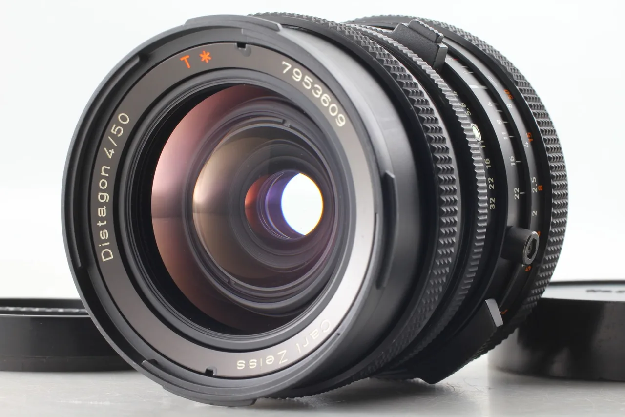 Carl Zeiss Distagon T* 50mm F/4 CF FLE