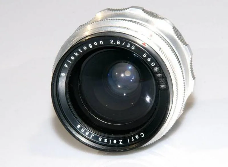Carl Zeiss Jena Flektogon 35mm F/2.8 Silver