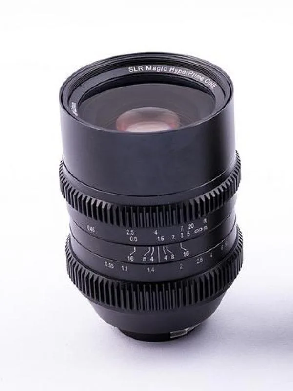 SLR Magic HyperPrime 35mm F/0.95 Cine