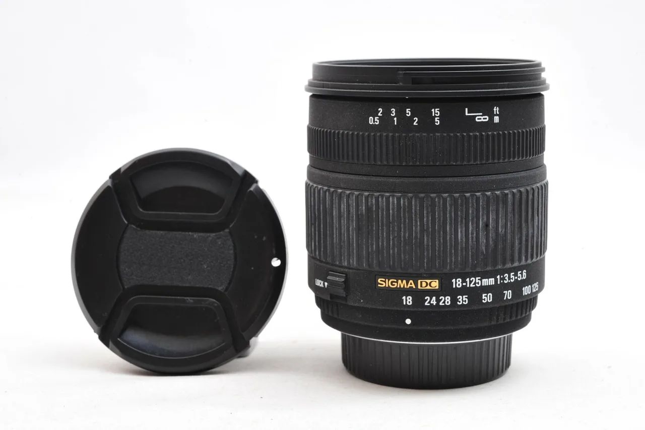 Sigma 18-125mm F/3.5-5.6 DC