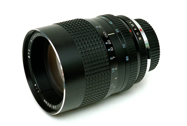 Tokina 28-85mm F/4 RMC