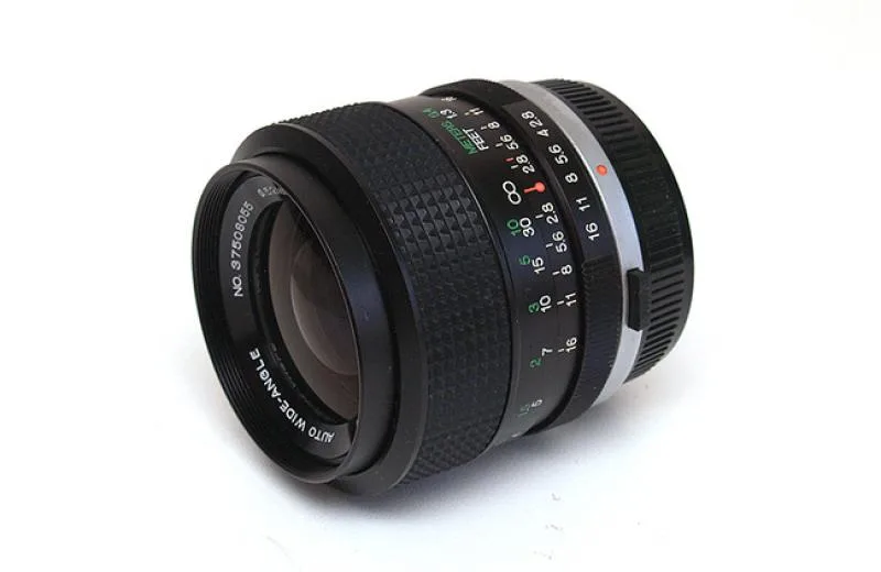 Vivitar 35mm F/2.8