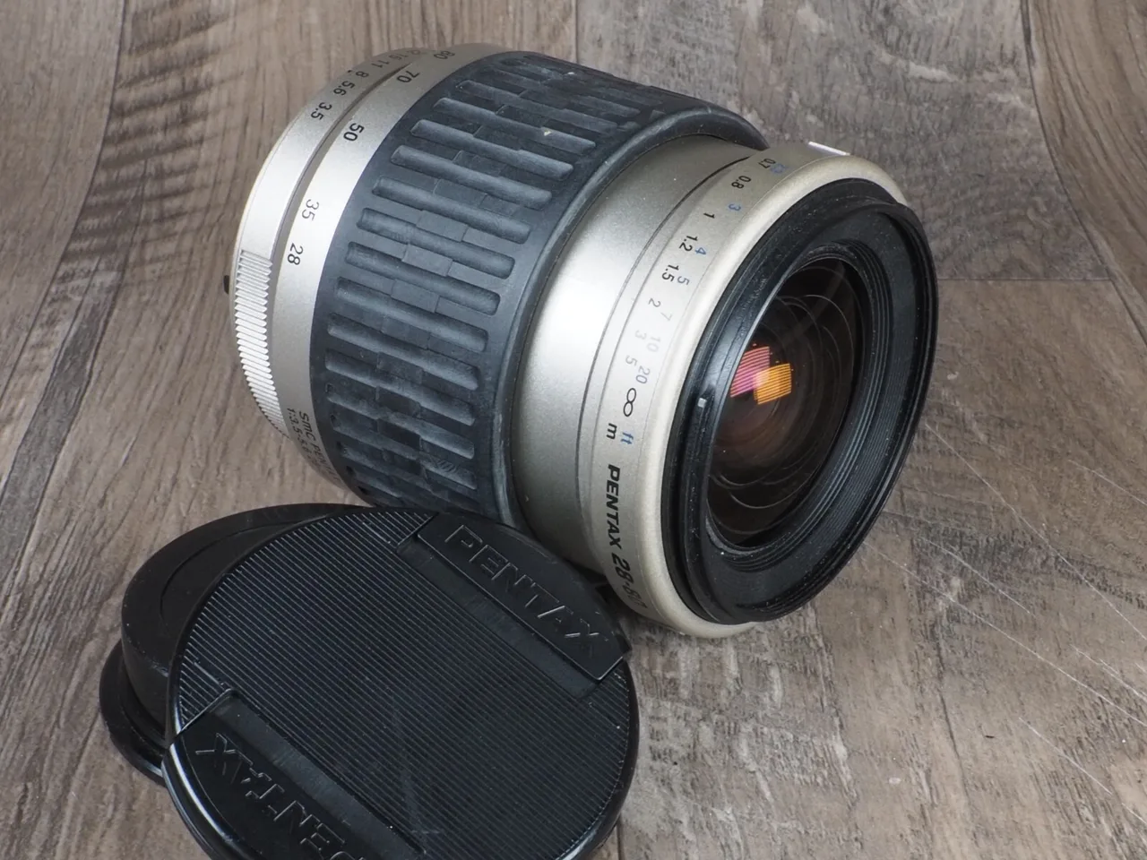 Smc Pentax-FA 28-80mm F/3.5-5.6 AL
