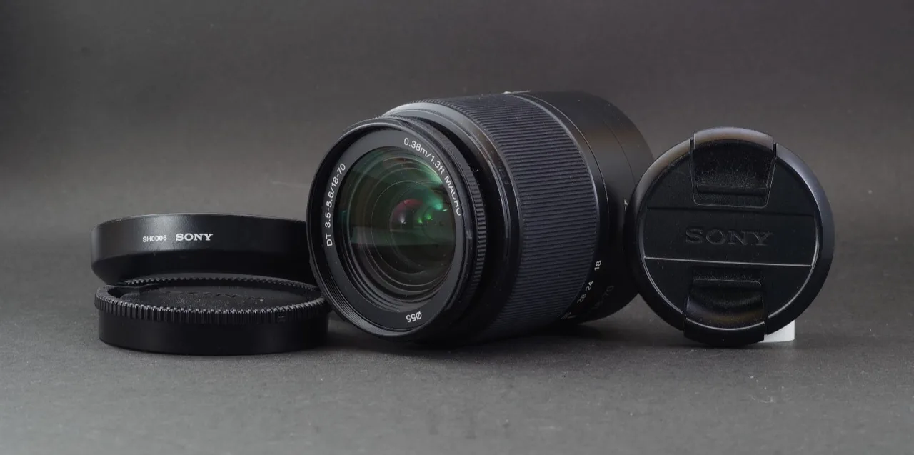 Sony DT 18-70mm F/3.5-5.6 SAL1870