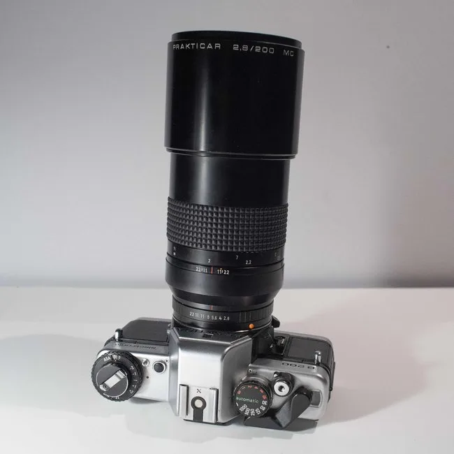 Carl Zeiss Jena Prakticar 200mm F/2.8 MC