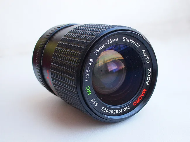 Starblitz 35-75mm F/3.5-4.8 MC Macro