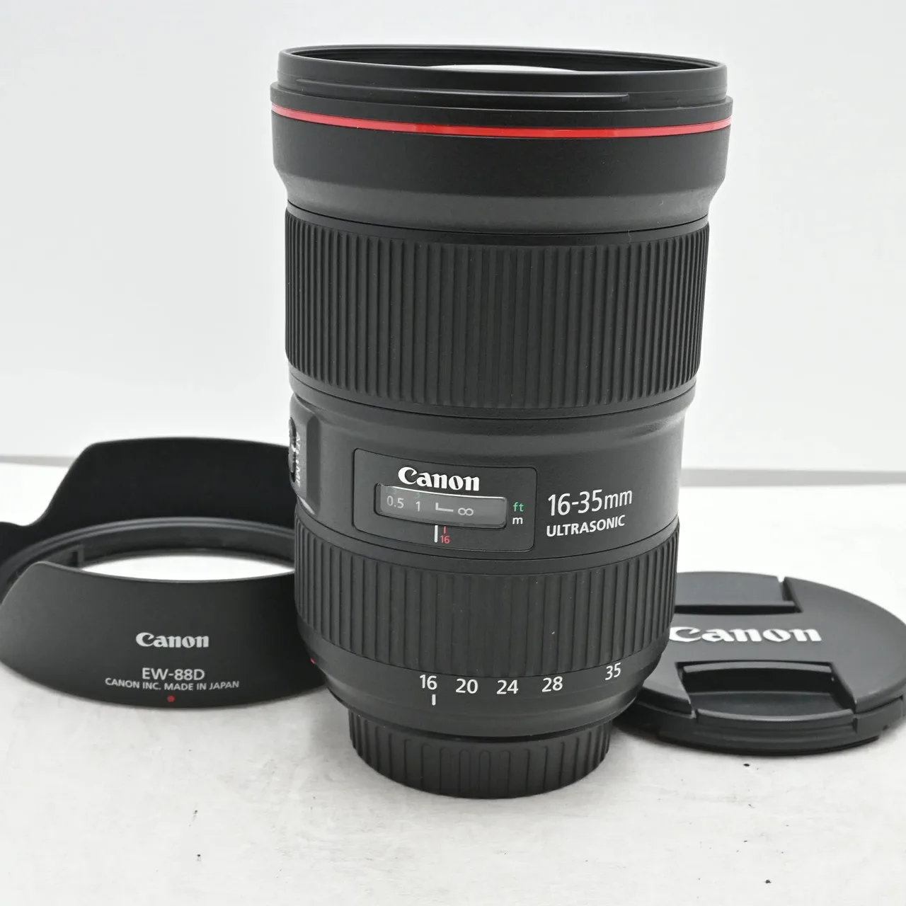 Canon EF 16-35mm F/2.8L III USM