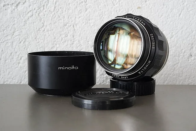 Minolta MC Rokkor-PF 85mm F/1.7 MC-II Version