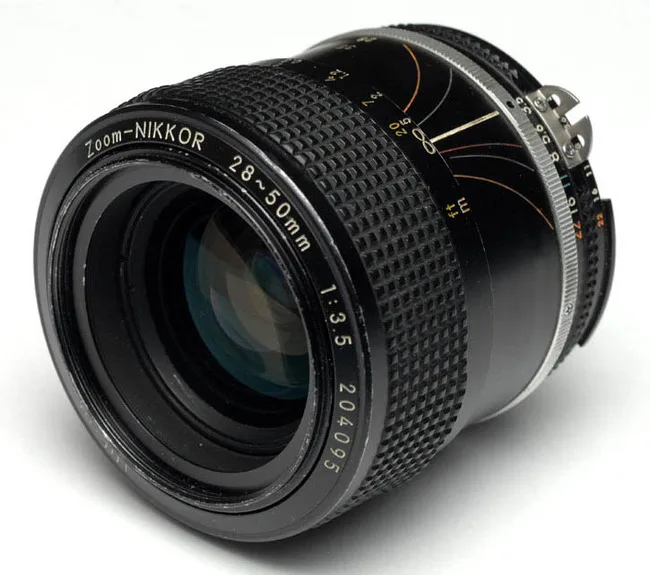 Nikon Nikkor 28-50mm F/3.5 Ai-S