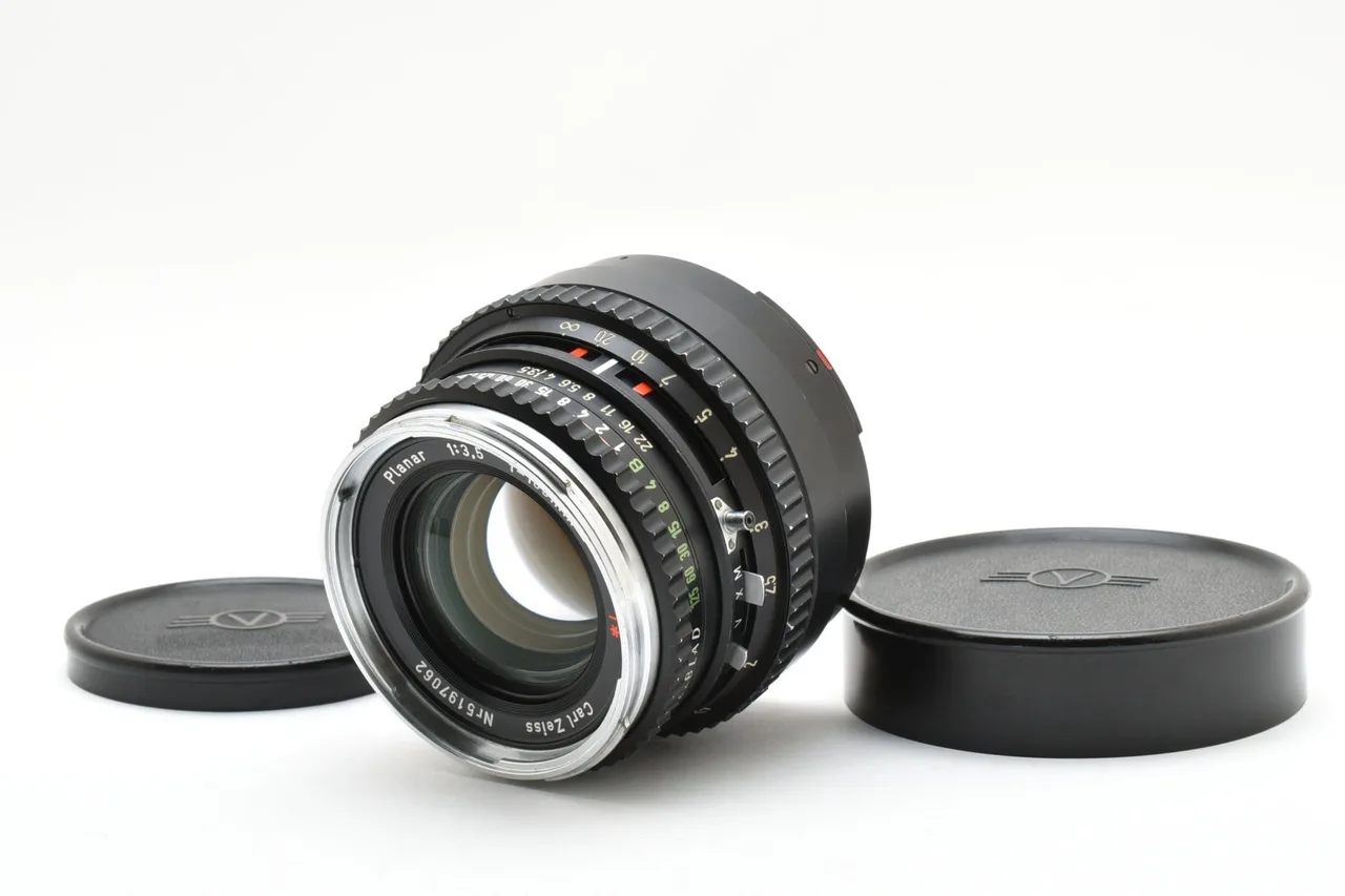 Carl Zeiss Planar [T*] 100mm F/3.5 C