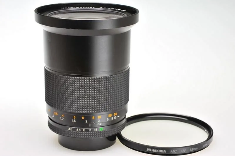 Carl Zeiss Vario-Sonnar T* 28-85mm F/3.3-4 C/Y