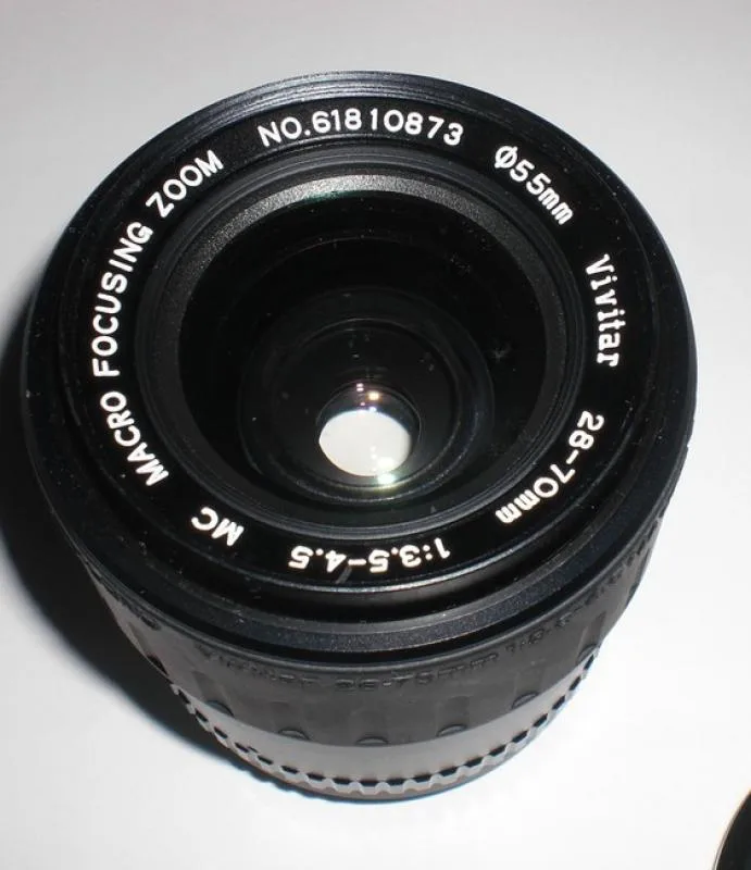 Vivitar 28-70mm F/3.5-4.5 MC Macro