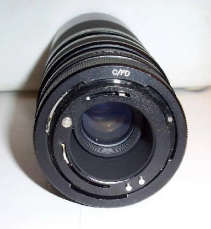 Soligor 75-260mm F/4.5 MC Macro