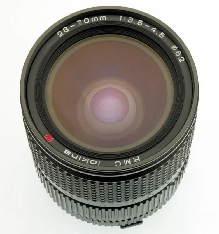 Tokina 28-70mm F/3.5-4.5 RMC