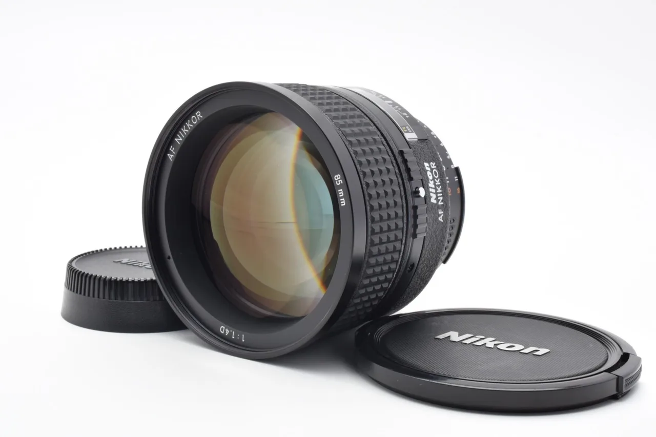 Nikon AF Nikkor 85mm F/1.4D IF