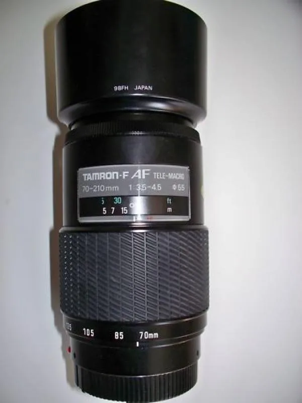 Tamron AF 70-210mm F/3.5-4.5 Tele-Macro