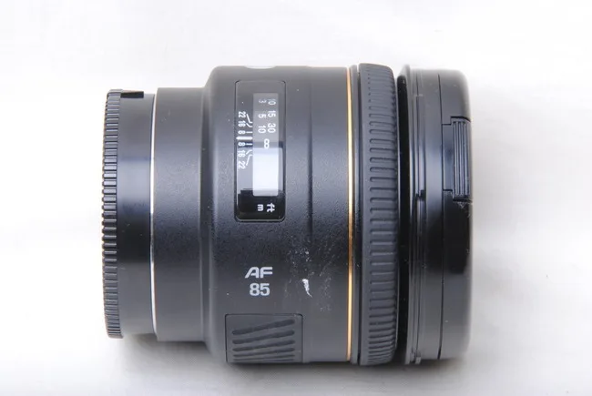 Minolta AF 85mm F/1.4 G RS