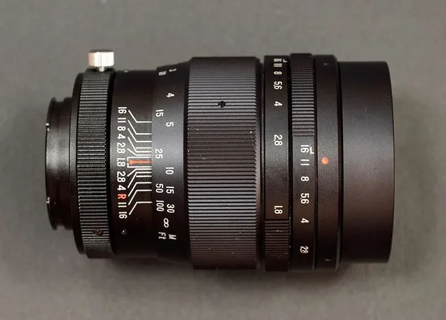 Tele Vivitar 85mm F/1.8 Tele