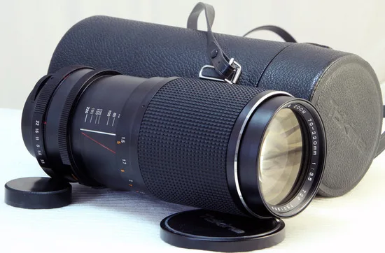 RMC Tokina Zoom 70-220mm F/3.5