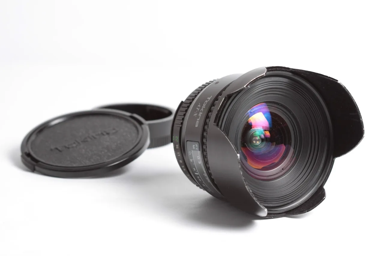 Tokina AT-X 17 AF 17mm F/3.5 ASPH