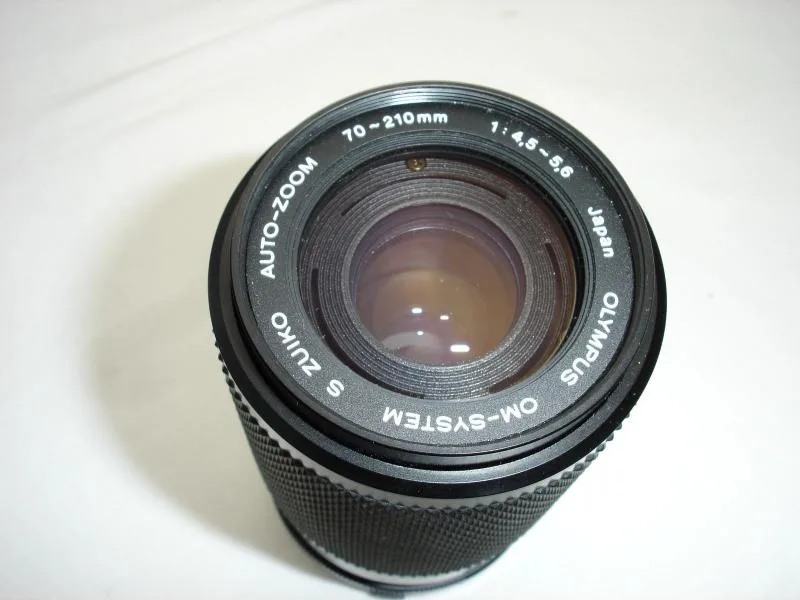 Olympus OM S Zuiko 70-210mm F/4.5-5.6