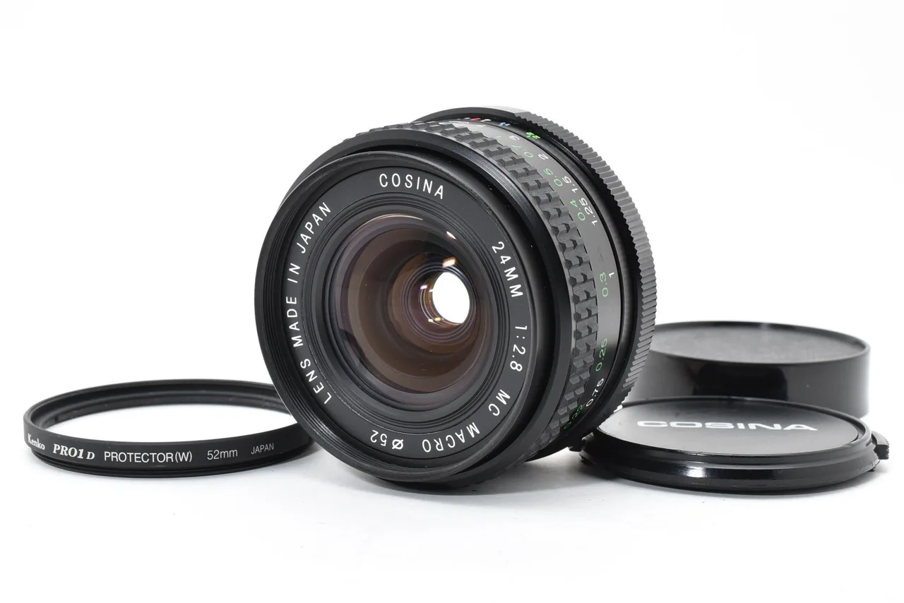 Cosina 24mm F/2.8 MC Macro
