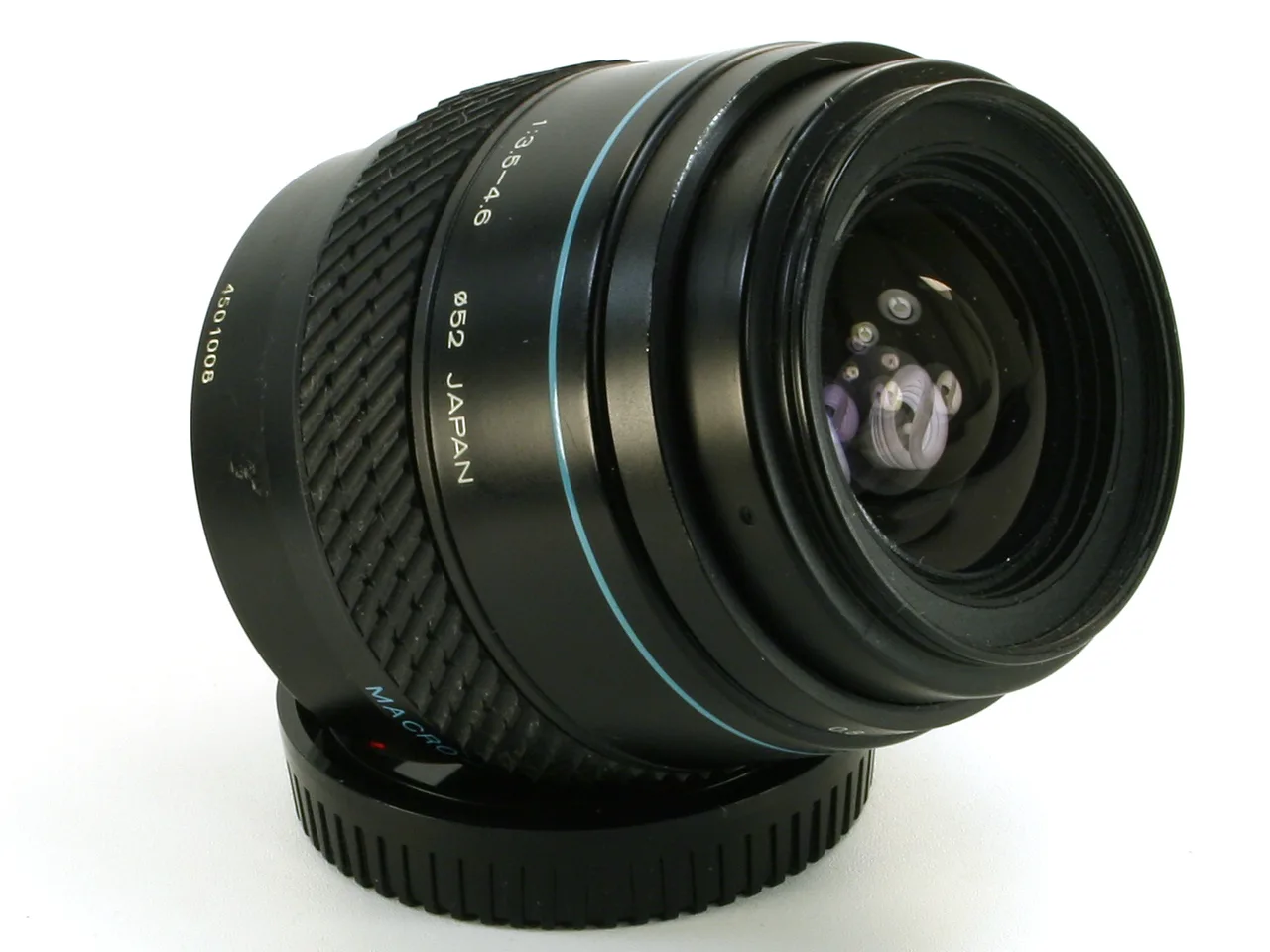 Tokina AF 35-70mm F/3.5-4.6