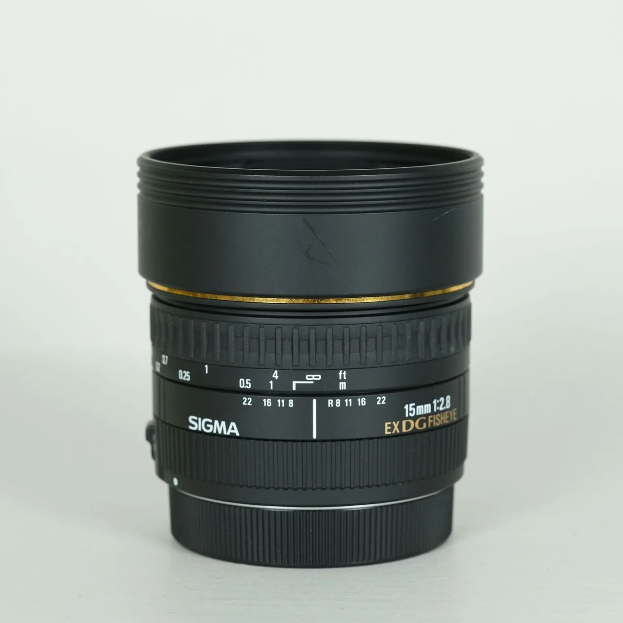 Sigma 15mm F/2.8 EX DG Diagonal Fisheye