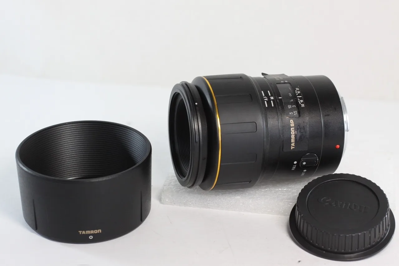 Tamron SP AF 90mm F/2.8 Macro F/1 172E