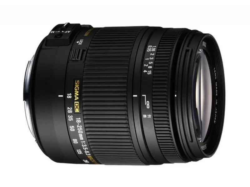 Sigma 18-250mm F/3.5-6.3 DC Macro OS HSM