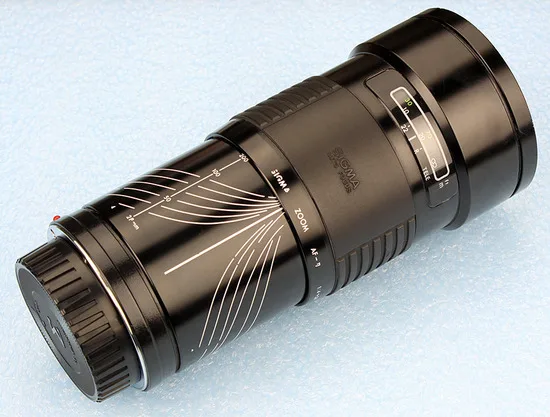 Sigma AF 28-200mm F/4-5.6 Zoom-Eta