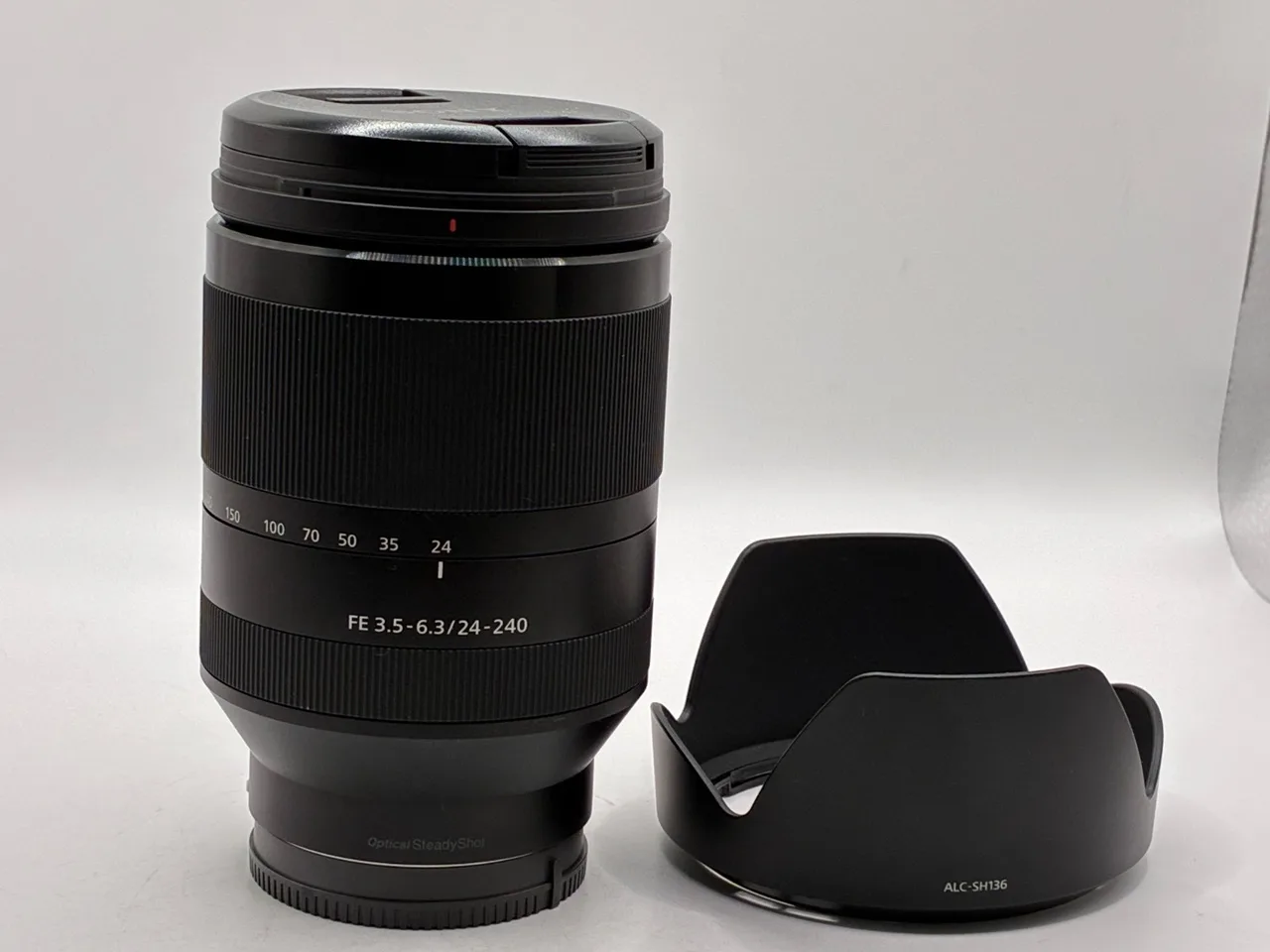 Sony FE 24-240mm F/3.5-6.3 OSS SEL24240