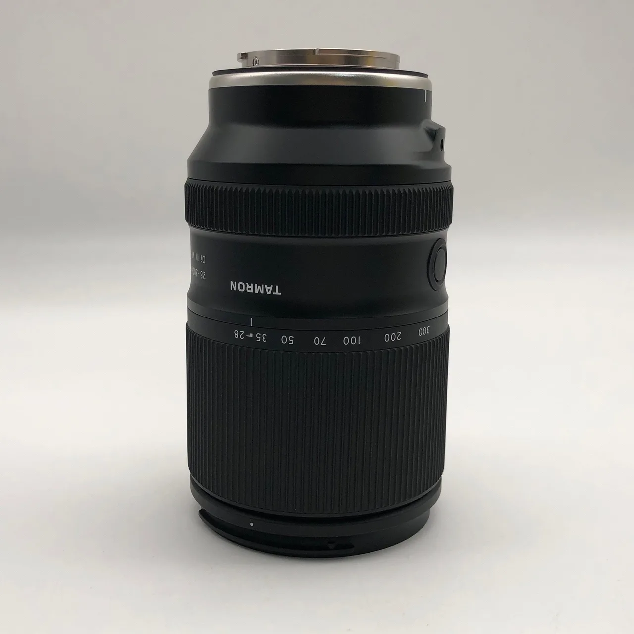 Tamron 28-300mm F/4-7.1 Di III VC VXD A074