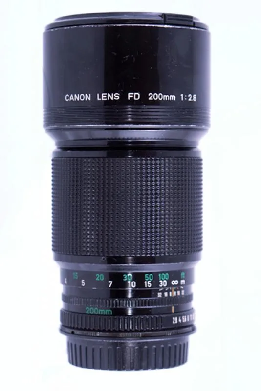 Canon FDn 200mm F/2.8