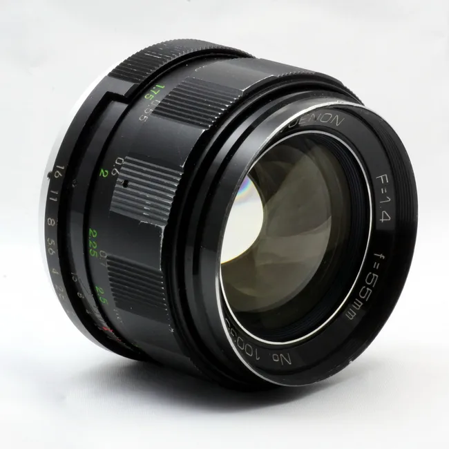 Revuenon 55mm F/1.4 Auto 2