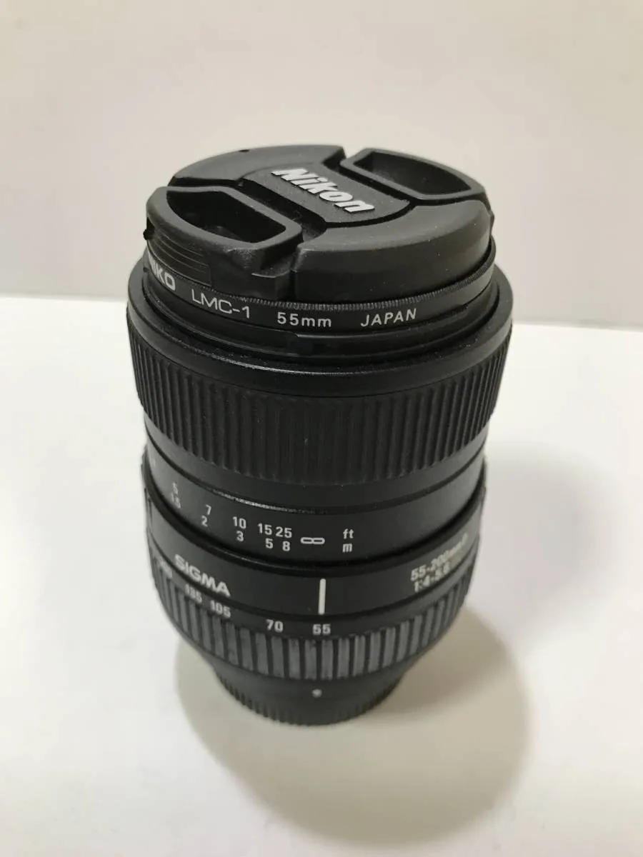 Sigma 55-200mm F/4-5.6 DC