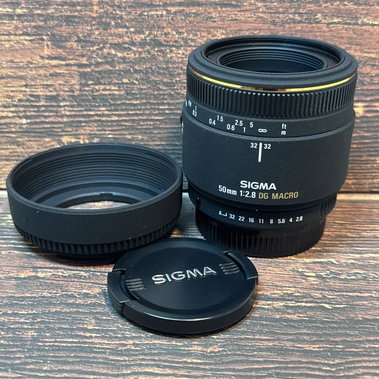 Sigma 50mm F/2.8 EX DG Macro