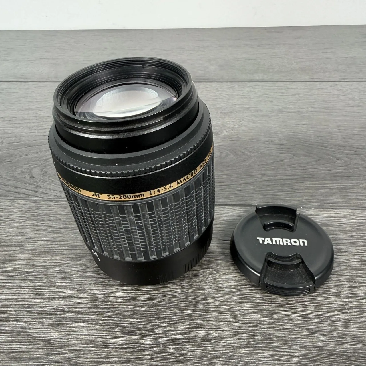 Tamron AF 55-200mm F/4-5.6 Di II LD Macro A15