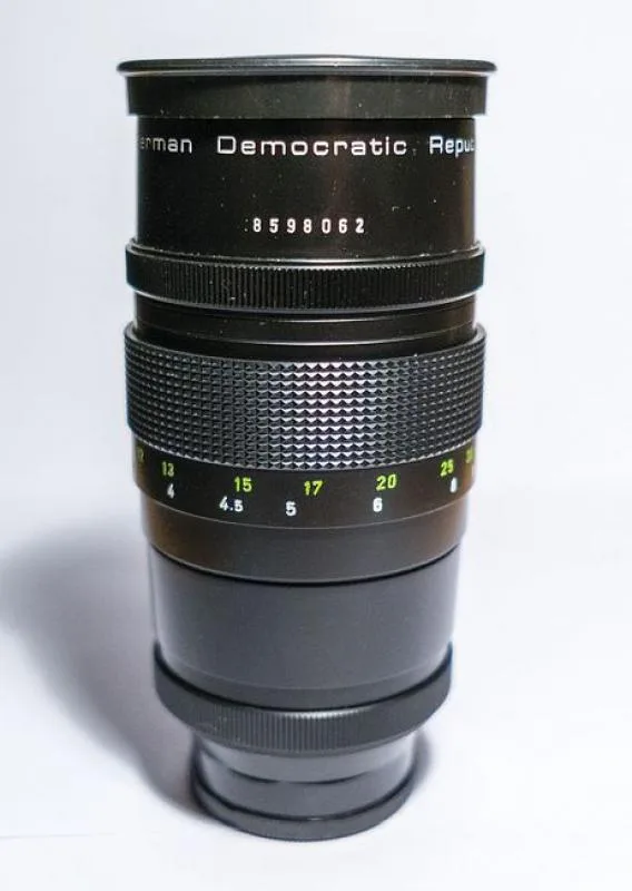 Pentacon 200mm F/4