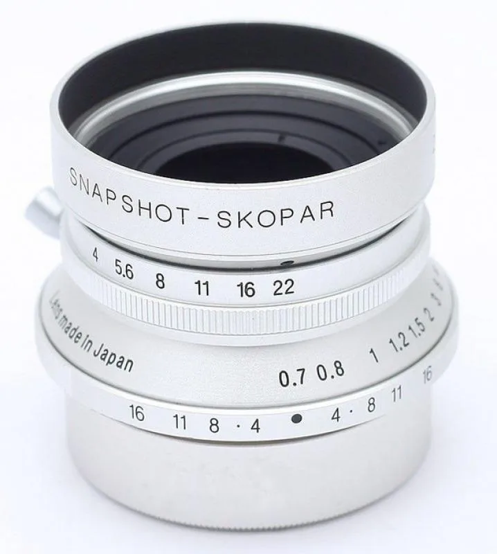 Voigtlander Snapshot-Skopar 25mm F/4 MC