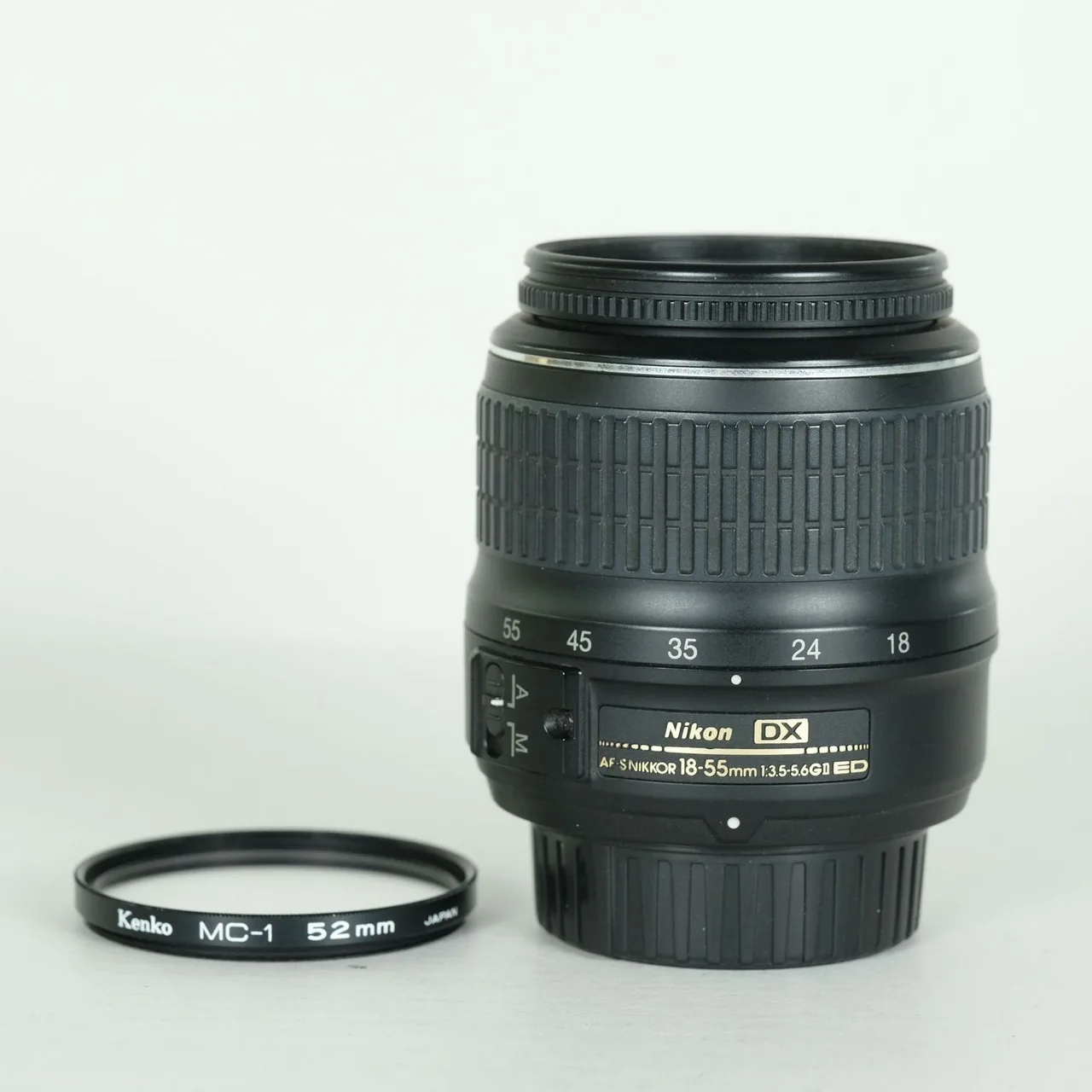 Nikon AF-S DX Zoom-Nikkor 18-55mm F/3.5-5.6G ED II