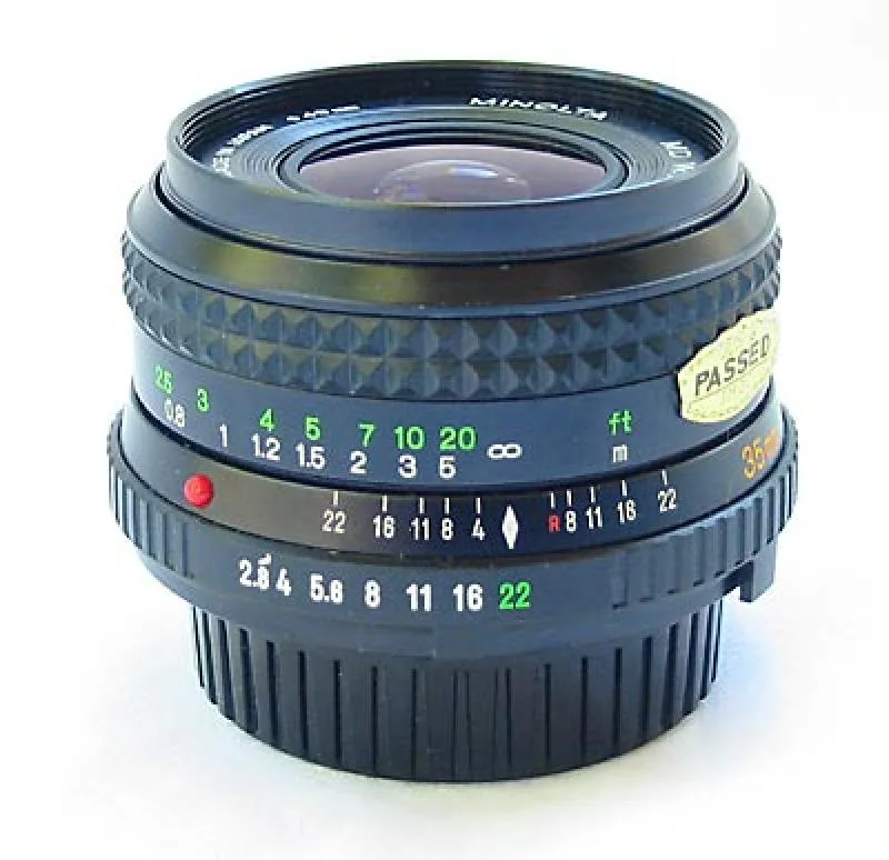 Minolta MD W. Rokkor-X 35mm F/2.8