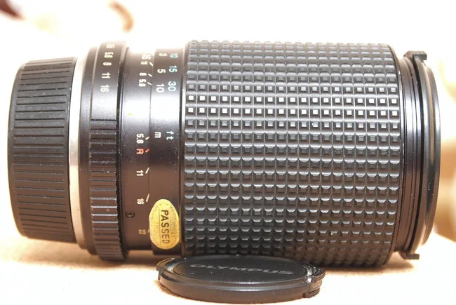 Tokina 35-135mm F/3.5-4.5 RMC
