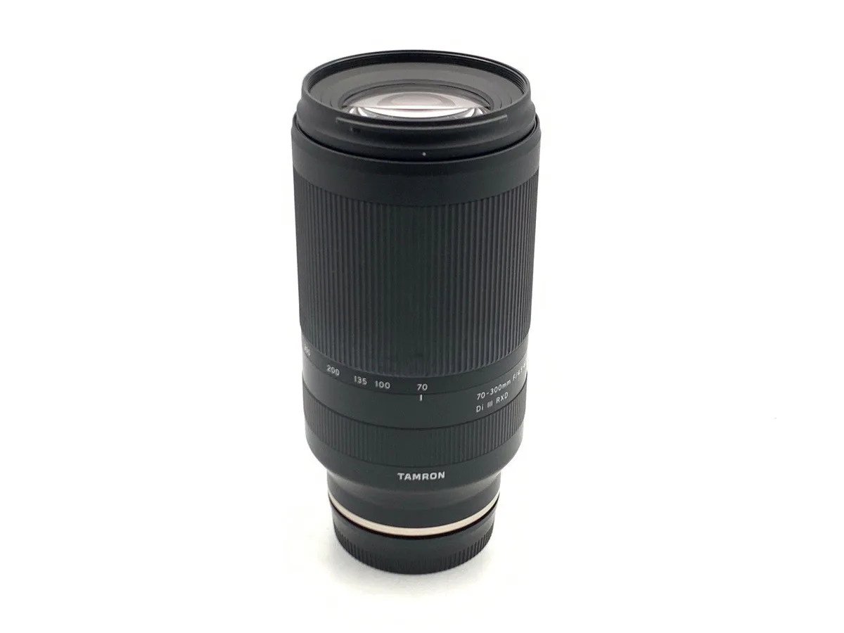 Tamron 70-300mm F/4.5-6.3 Di III RXD A047