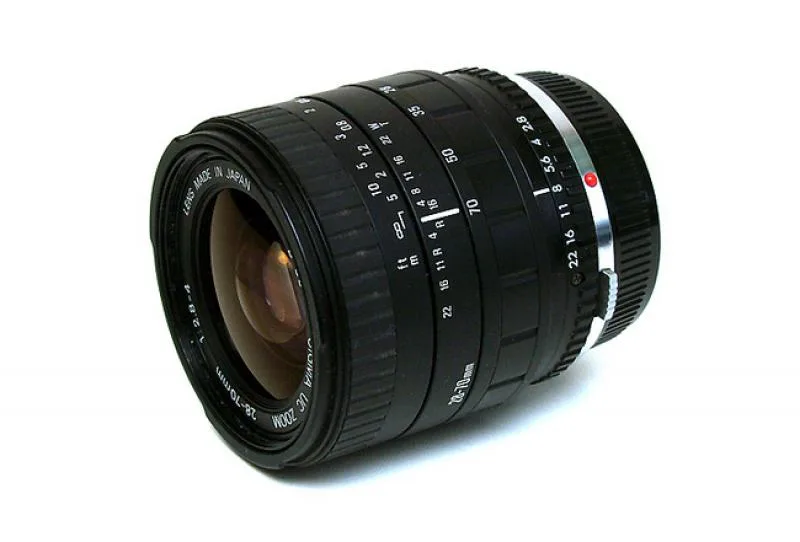 Sigma 28-70mm F/2.8-4 UC